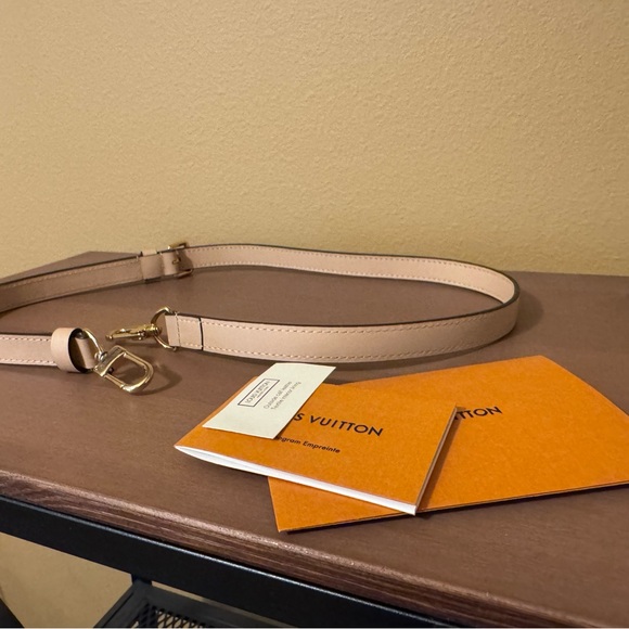 Louis Vuitton Empreinte V Tote Paris MM Monogram Beige Cream - Picture 12 of 15